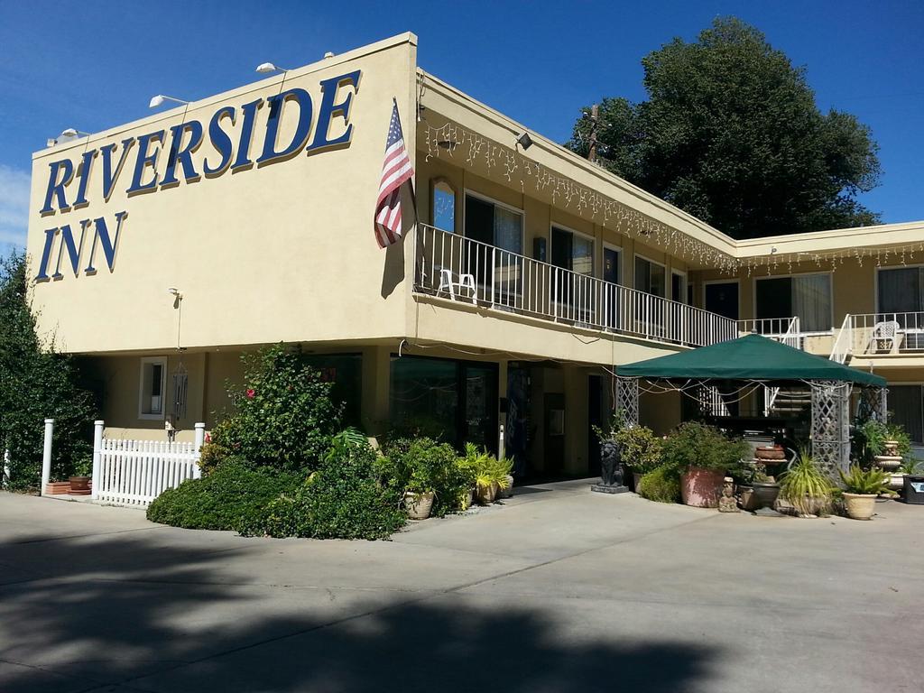 Colusa Riverside Inn Bagian luar foto