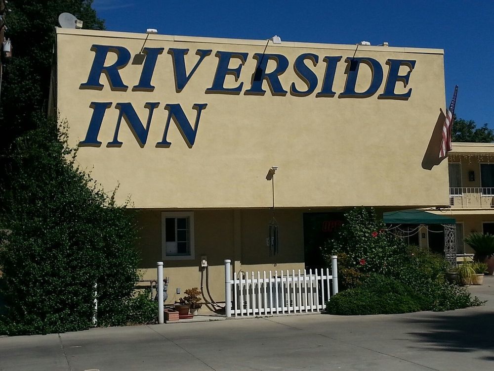 Colusa Riverside Inn Bagian luar foto